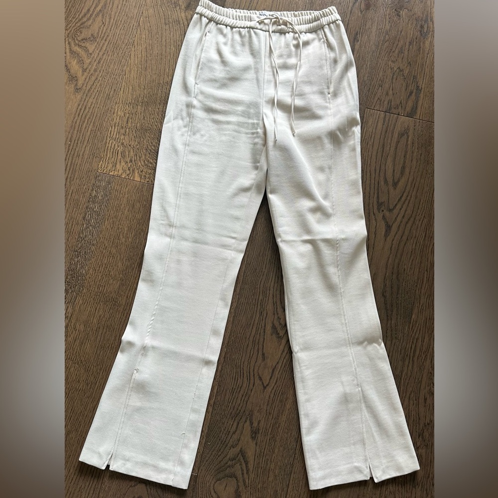 Zara XS Cream-Colored Relaxed Jogger Pants